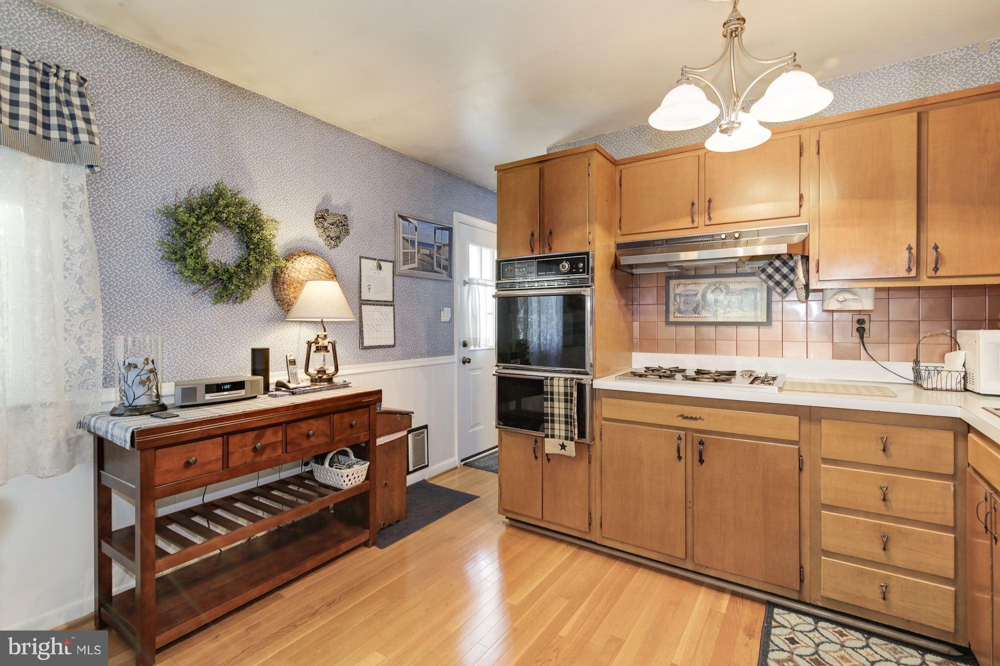 12708 Maple Street Silver Spring, MD 20904 - Photo 10 of 30 Kitchen