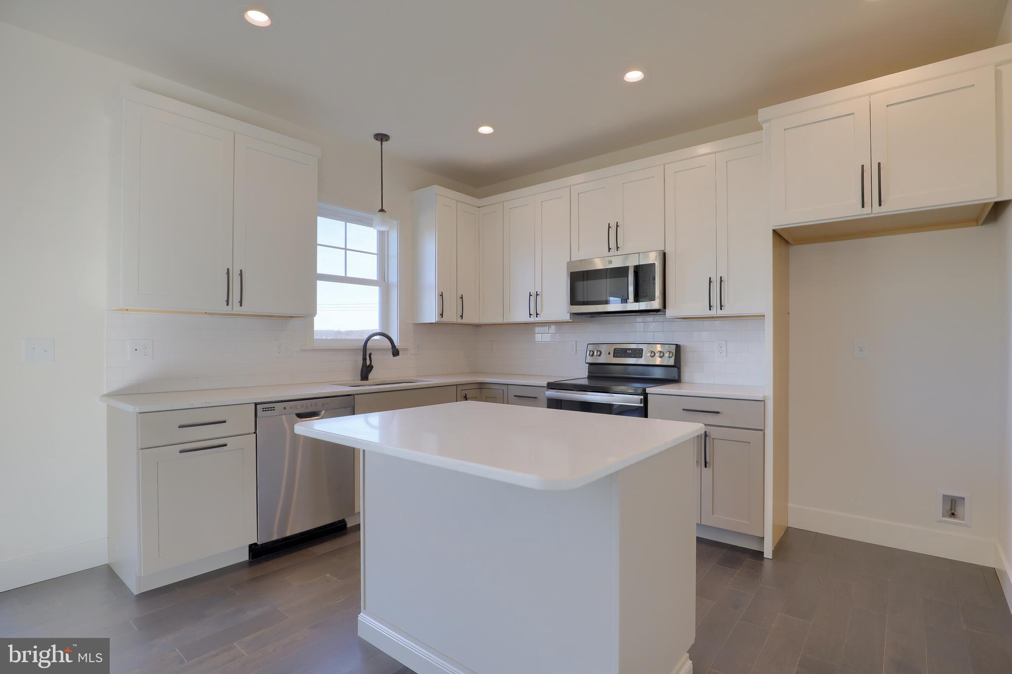 140 North Line Road Stevens, PA 17578 - Photo 14 of 33