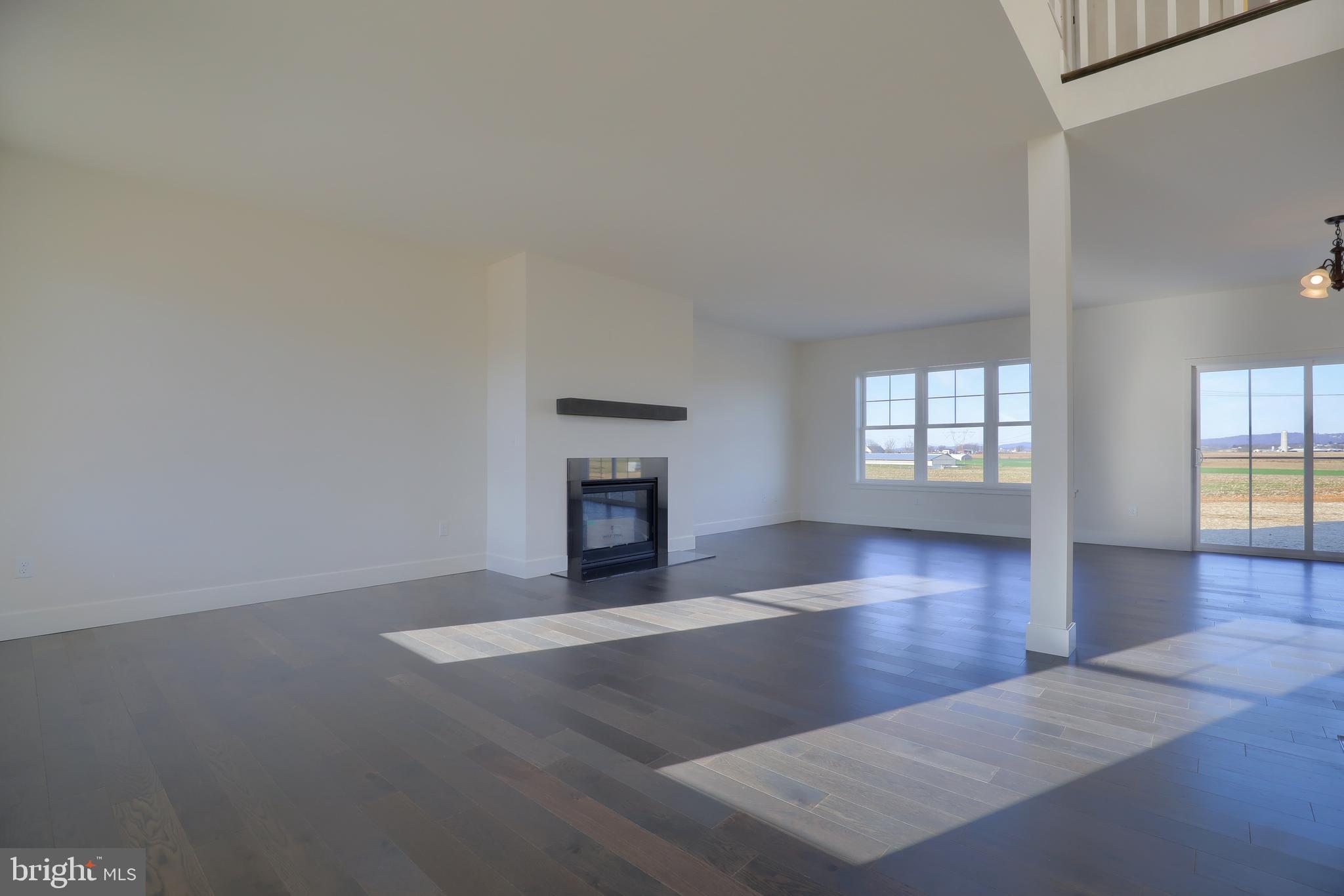 140 North Line Road Stevens, PA 17578 - Photo 4 of 33