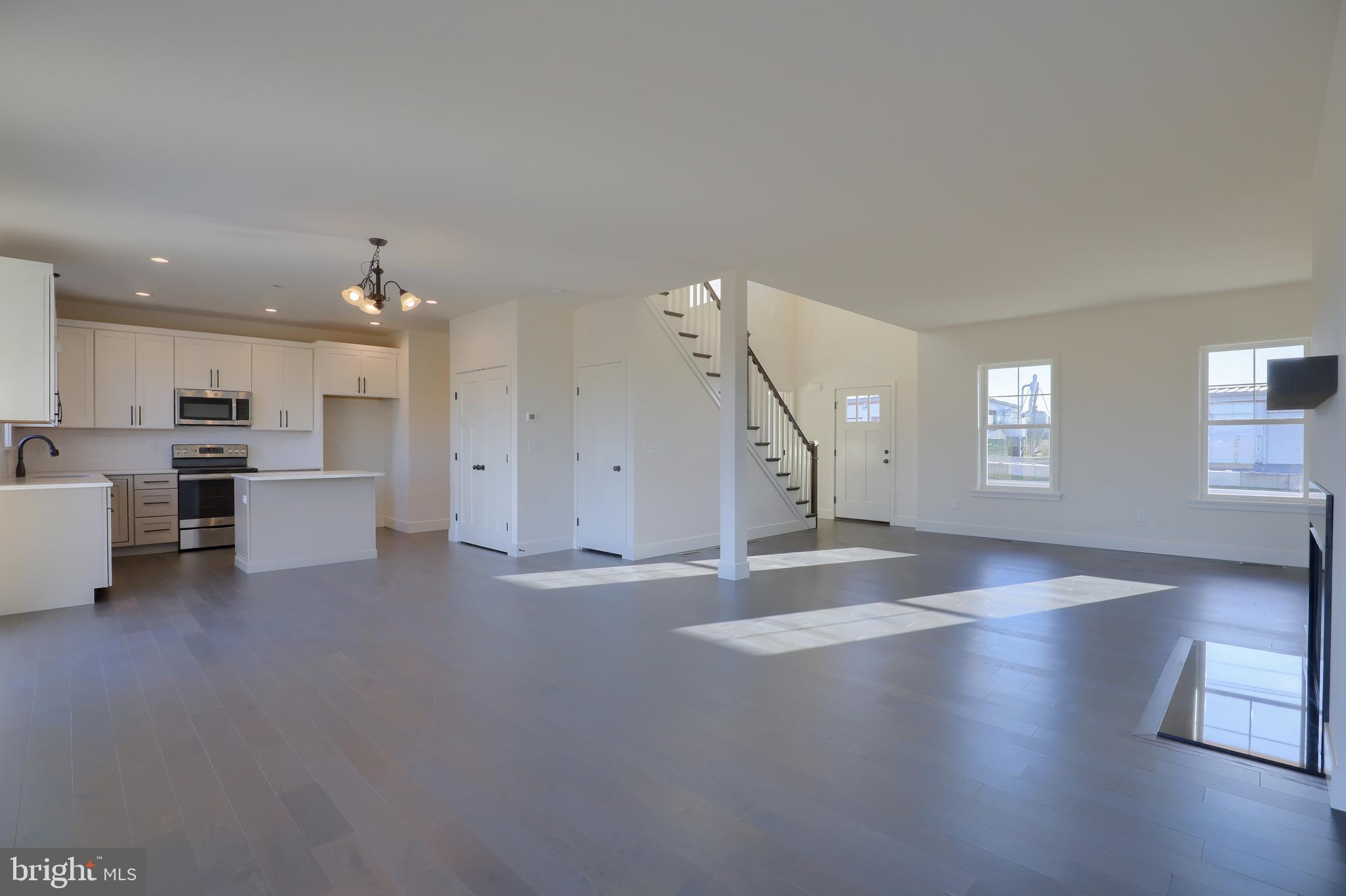 140 North Line Road Stevens, PA 17578 - Photo 7 of 33