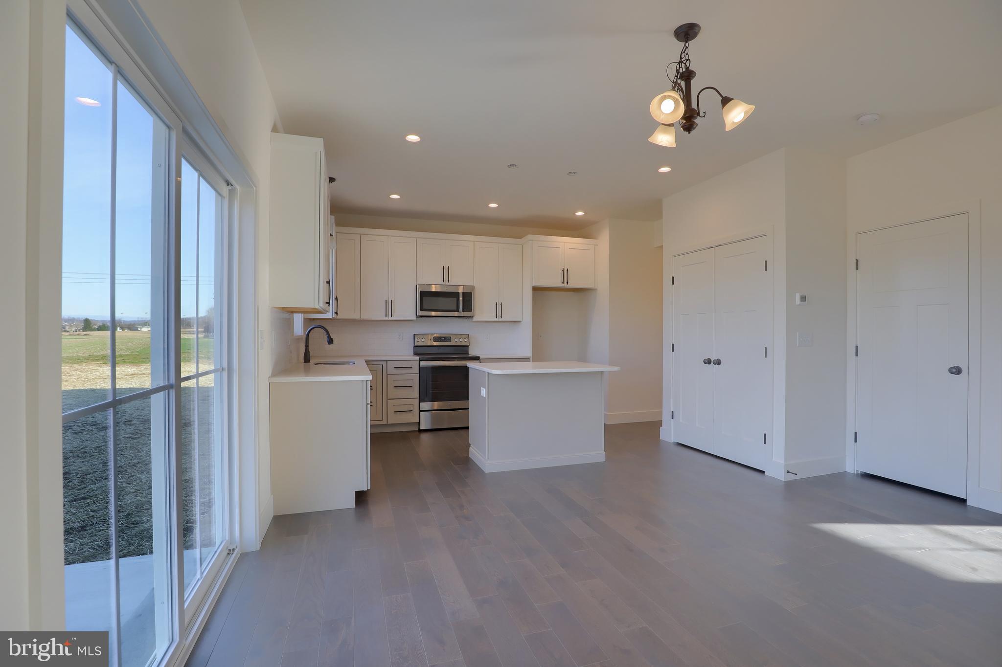 140 North Line Road Stevens, PA 17578 - Photo 8 of 33