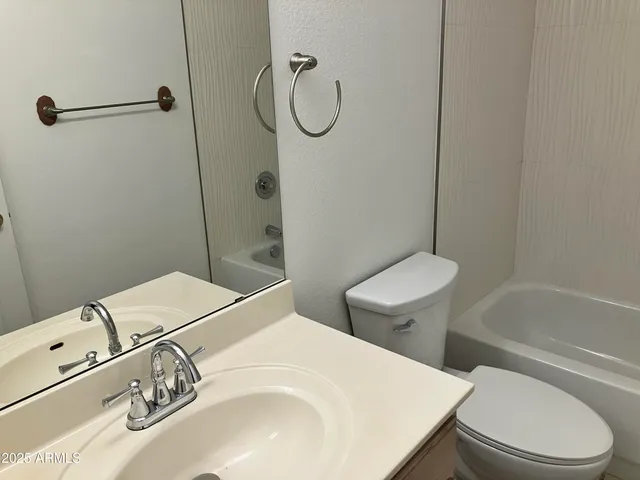 $2,250 | 2307 East Kelton Lane, Phoenix, AZ 85022