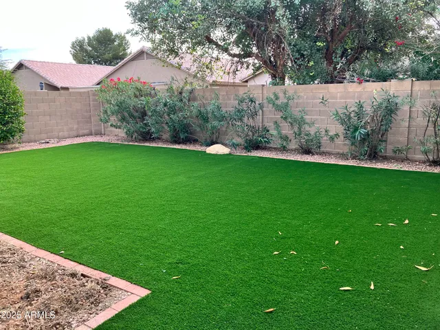 $2,250 | 2307 East Kelton Lane, Phoenix, AZ 85022