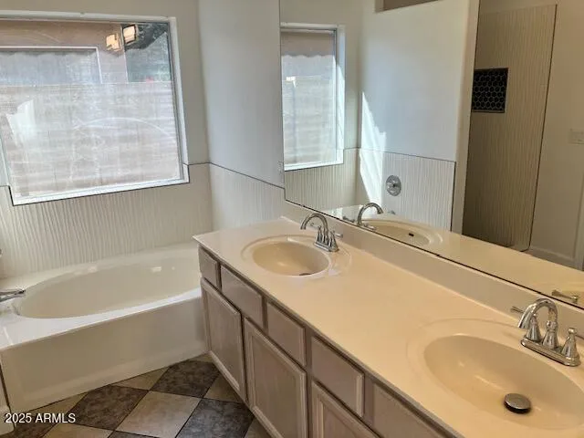 $2,250 | 2307 East Kelton Lane, Phoenix, AZ 85022