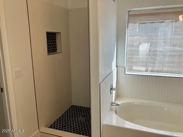 $2,250 | 2307 East Kelton Lane, Phoenix, AZ 85022