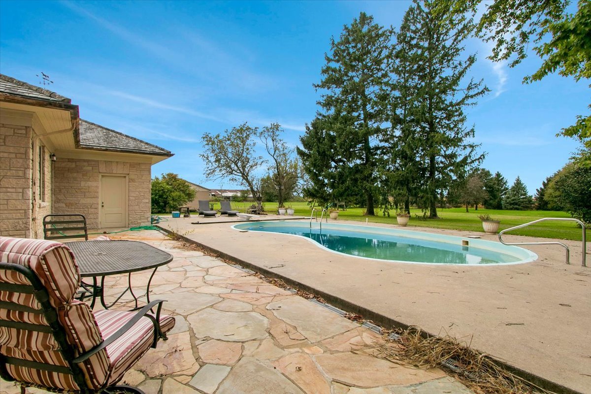 3255 East 12th Road Ottawa, IL 61350 - Photo 28 of 31 Gallery Image 28