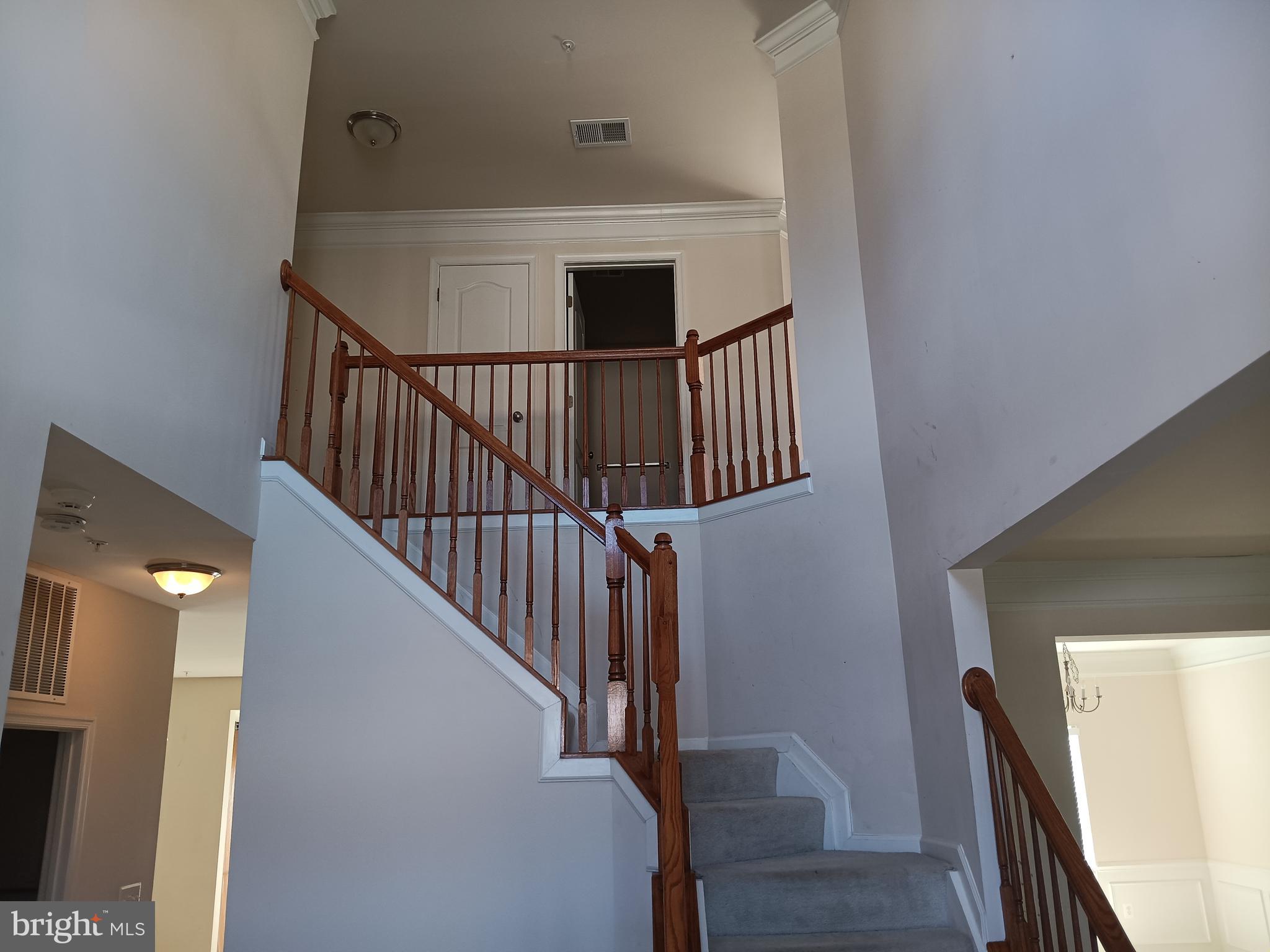 9707 Risen Star Drive Upper Marlboro, MD 20772 - Photo 7 of 35 a view of entryway