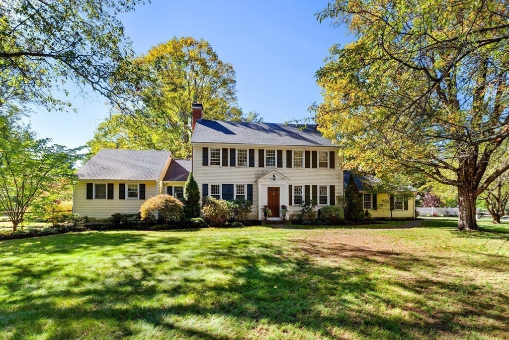 735 Lowell Road Concord, MA 01742 - Photo 2 of 38