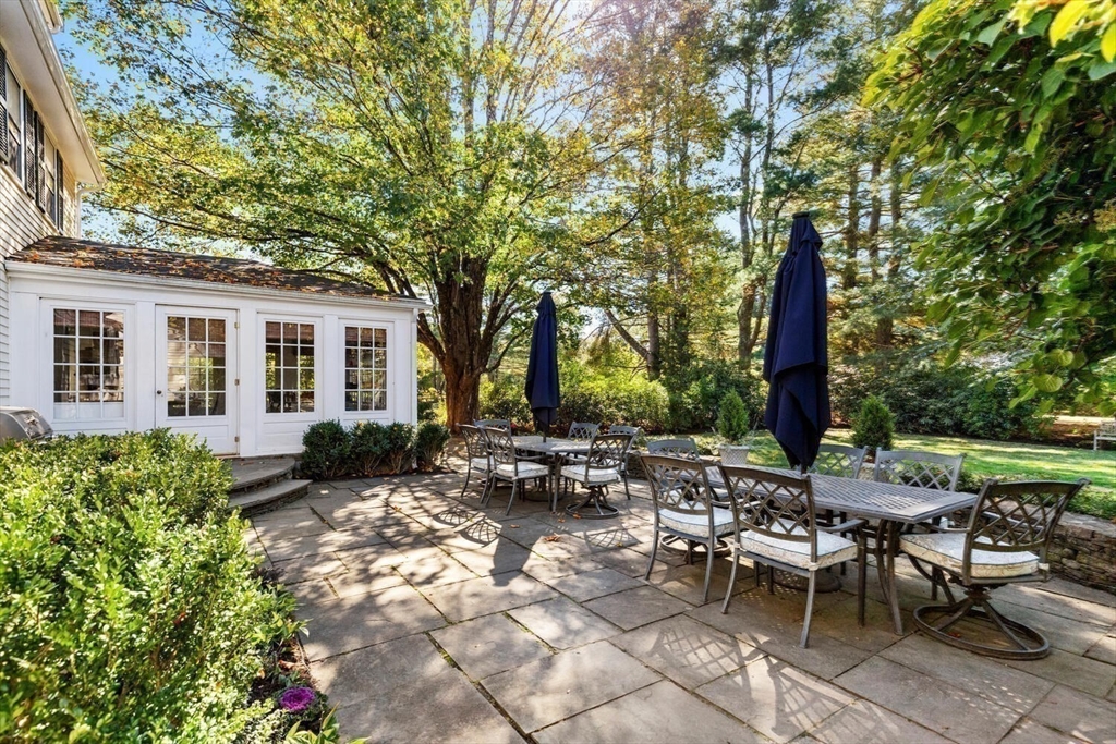 735 Lowell Road Concord, MA 01742 - Photo 34 of 38