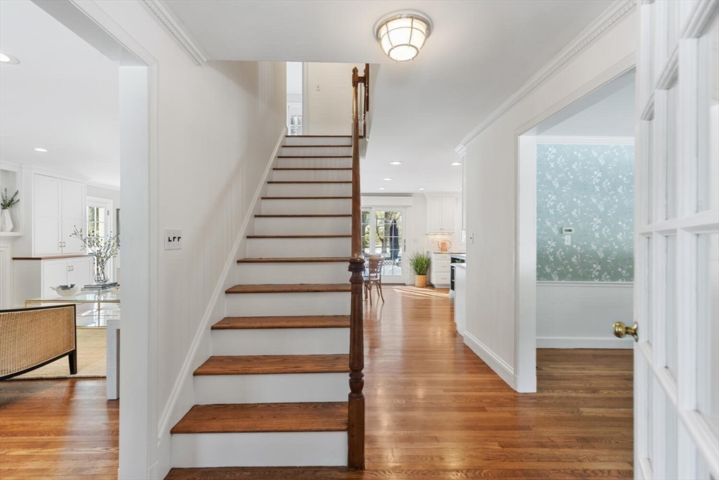 735 Lowell Road Concord, MA 01742 - Photo 4 of 38