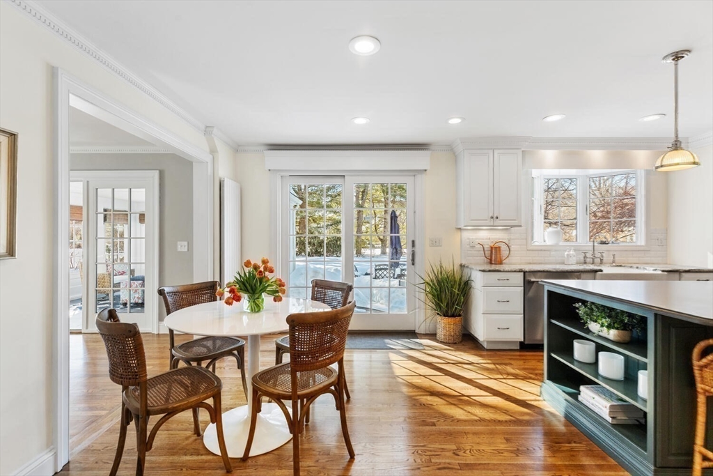 735 Lowell Road Concord, MA 01742 - Photo 6 of 38