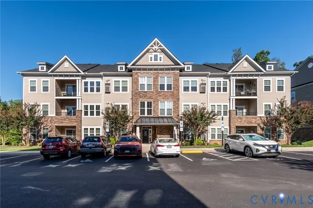 $309,000 | 1040 Westwood Village Way, Unit 302, Midlothian, VA 23114