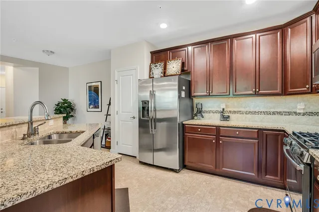 $309,000 | 1040 Westwood Village Way, Unit 302, Midlothian, VA 23114