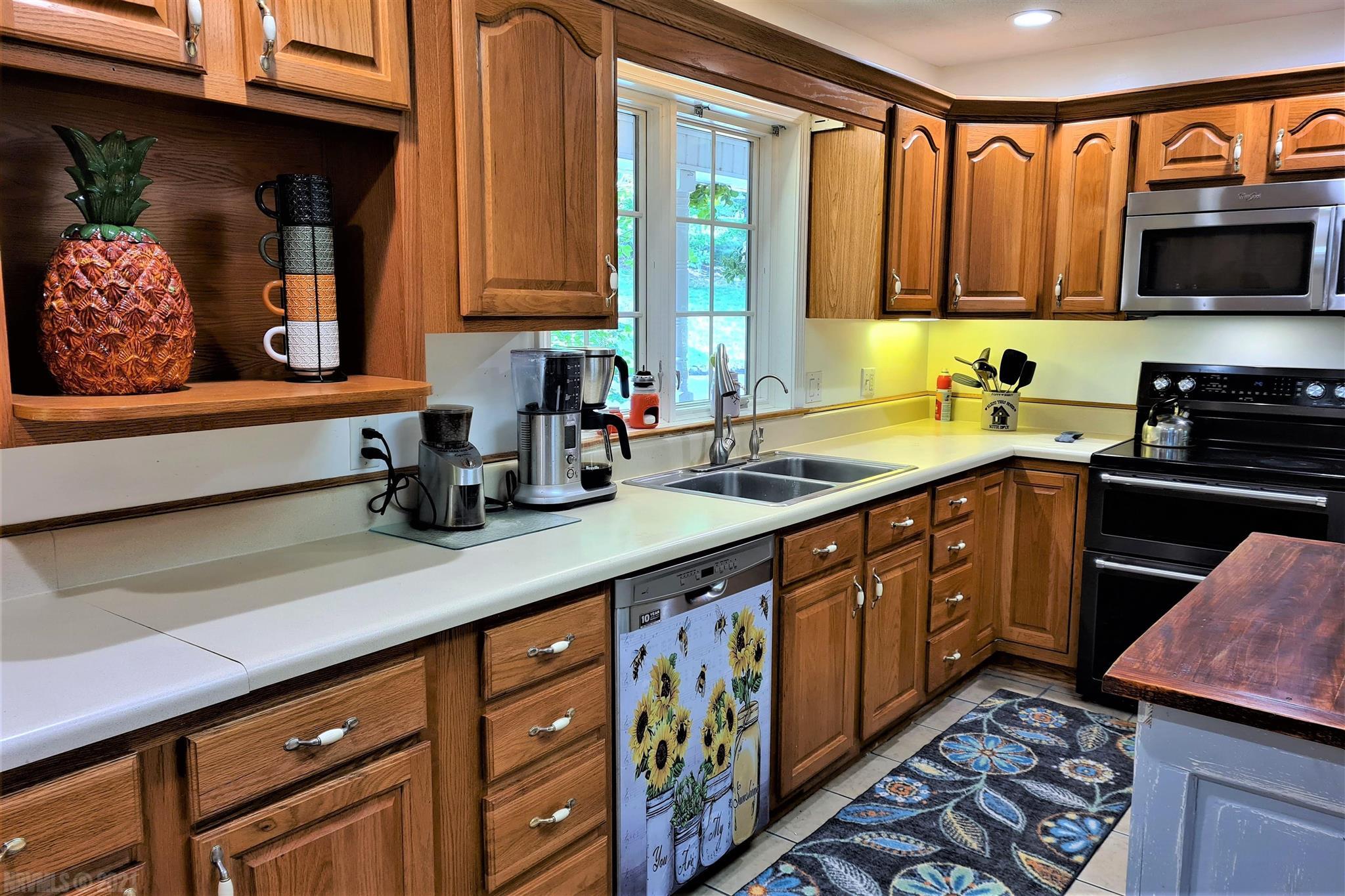 4571 Rhea Ridge Drive Blacksburg, VA 24060 - Photo 16 of 71 Gallery Image 16