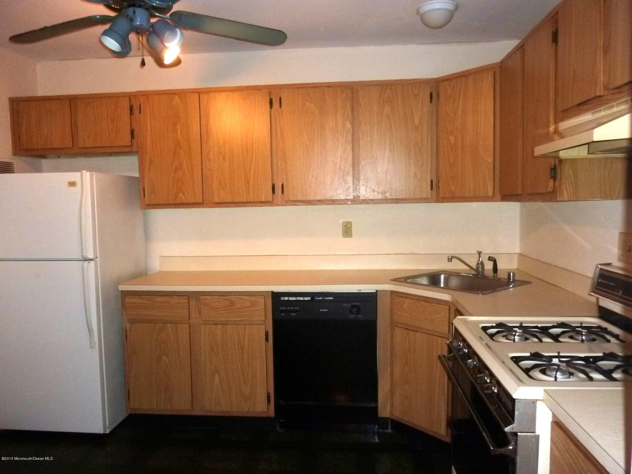 501 Harding Road, Unit 3 Freehold, NJ 07728 - Photo 6 of 9 P1020506