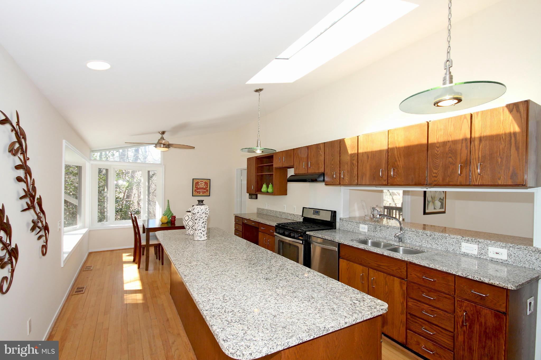 2322 Sawdust Road Vienna, VA 22181 - Photo 6 of 29 Kitchen