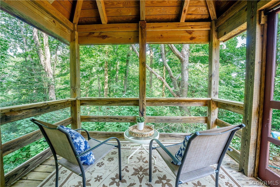 300 Rivers Bend Circle Chester, VA 23836 - Photo 37 of 42