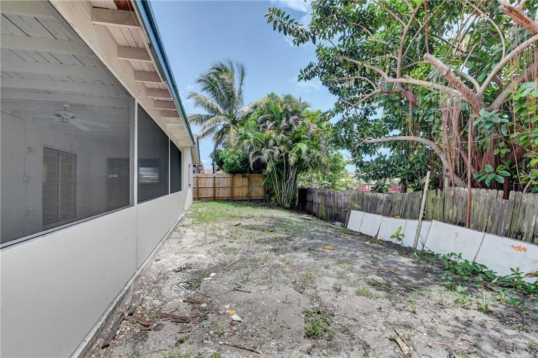 9402 Southwest 2nd Street Boca Raton, FL 33428 - Photo 22 of 33 Photo 22