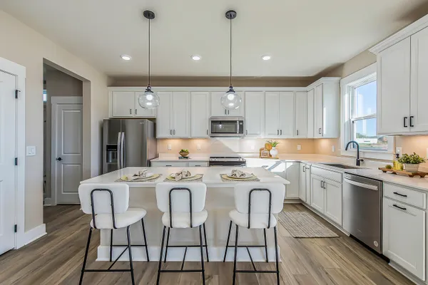 $600,000 | 720 Risdon Trail South, Saline, MI 48176