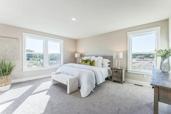 $600,000 | 720 Risdon Trail South, Saline, MI 48176