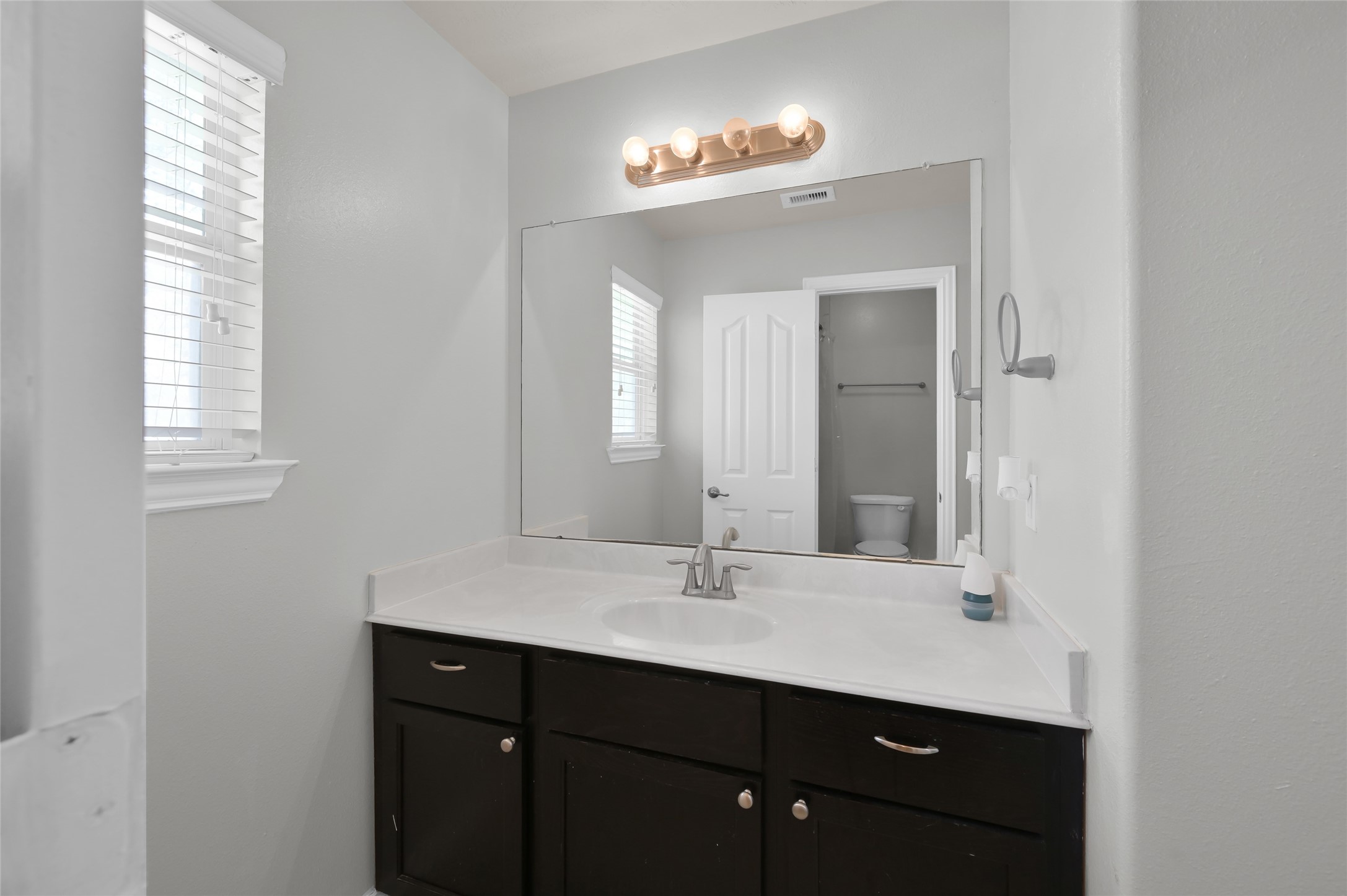 81 Palos Verde Conroe, TX 77304 - Photo 26 of 50