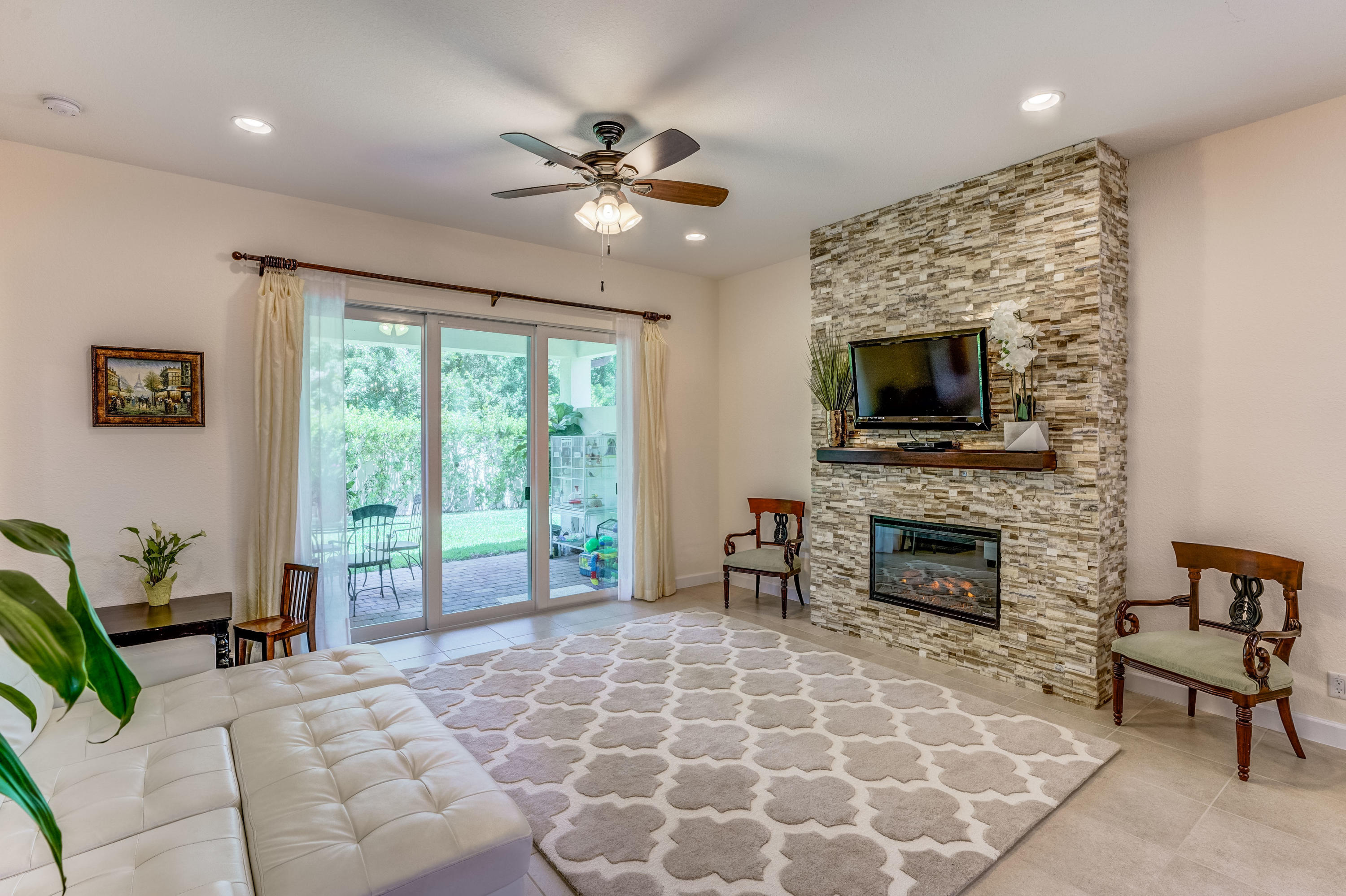 7083 Limestone Cay Road Jupiter, FL 33458 - Photo 6 of 57 Living