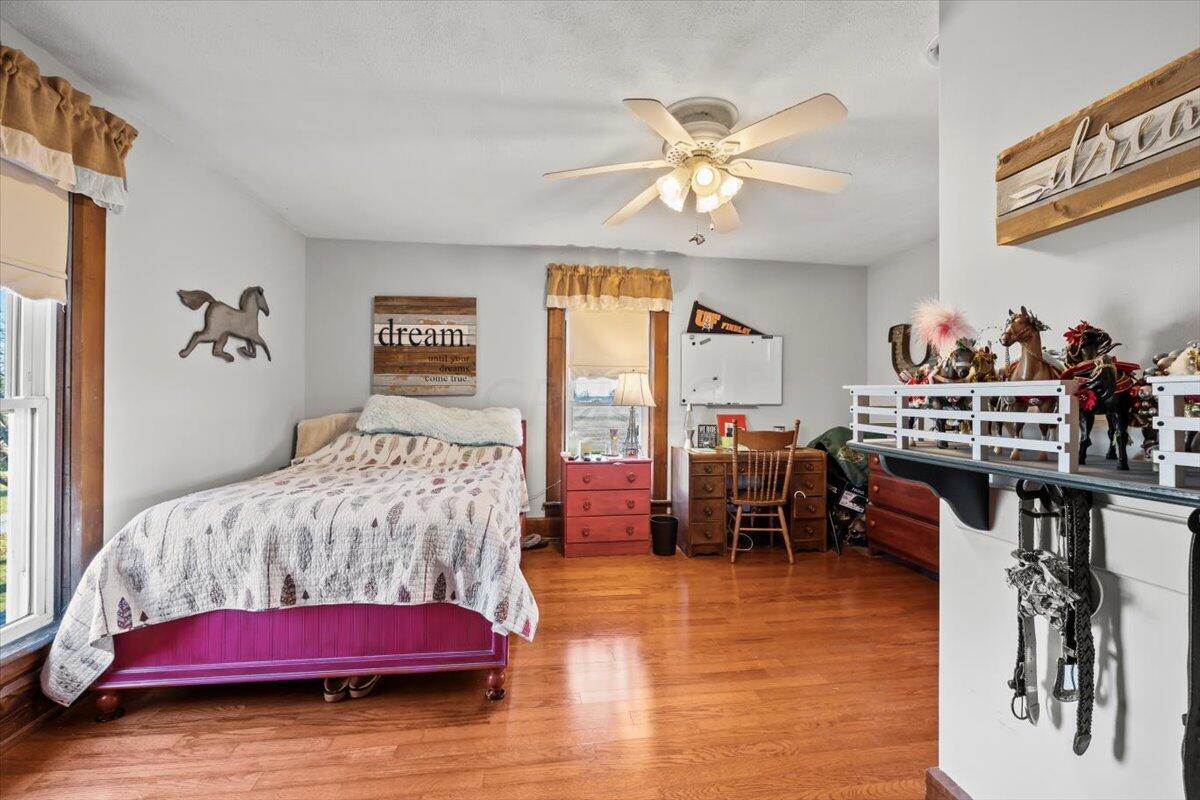 376 Wesley Chapel Road Jeffersonville, OH 43128 - Photo 28 of 47 bedroomjeffersonville