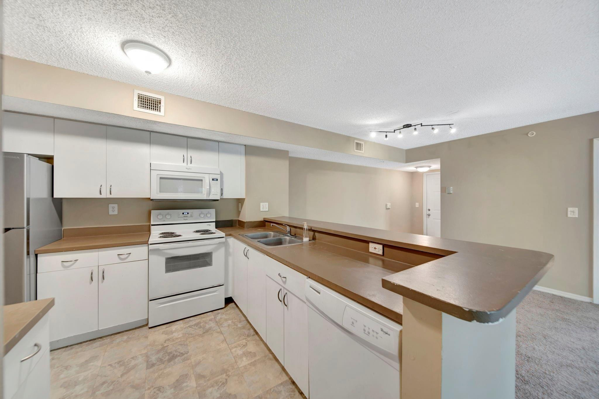 3854 Lyons Road, Unit 208 Pompano Beach, FL 33073 - Photo 13 of 46 Photo 13