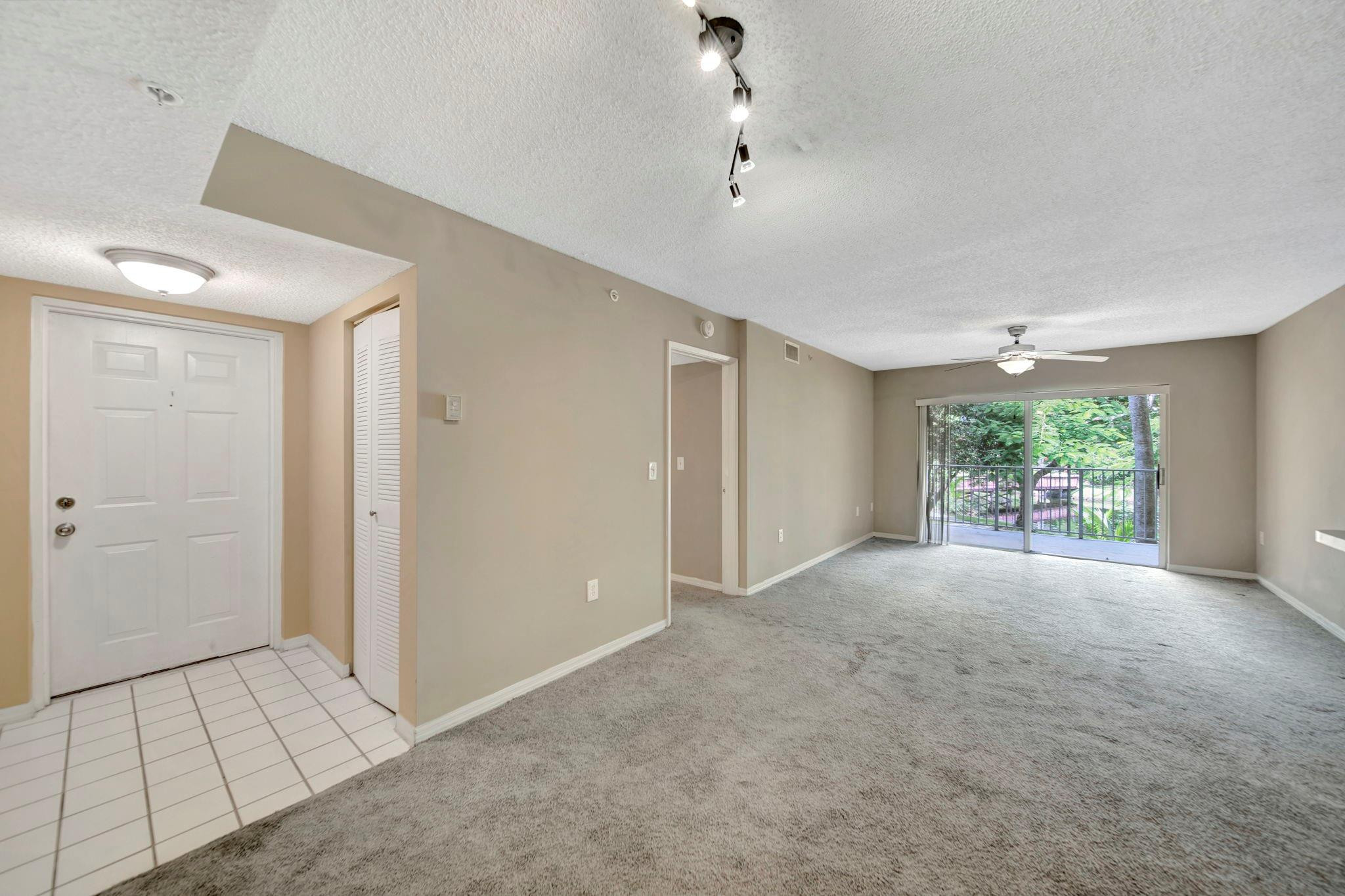 3854 Lyons Road, Unit 208 Pompano Beach, FL 33073 - Photo 4 of 46 Photo 4