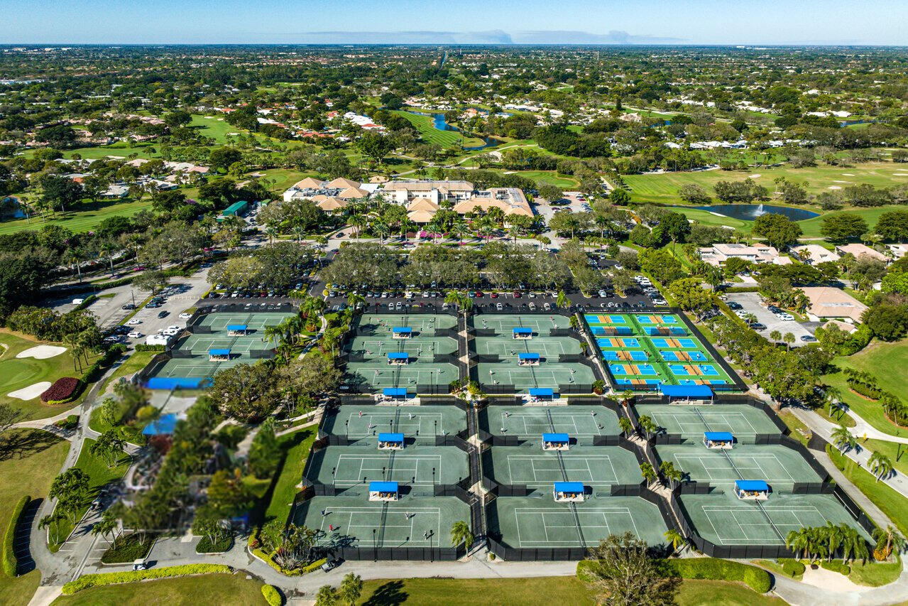 18 Stratford Drive, Unit E Boynton Beach, FL 33436 - Photo 35 of 49 view of city