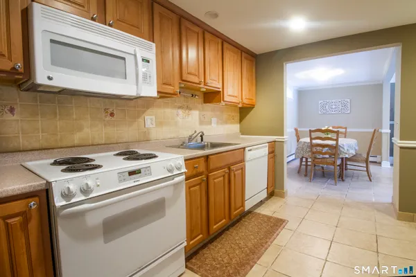 $2,200 | 14 Lake Drive North, New Fairfield, CT 06812
