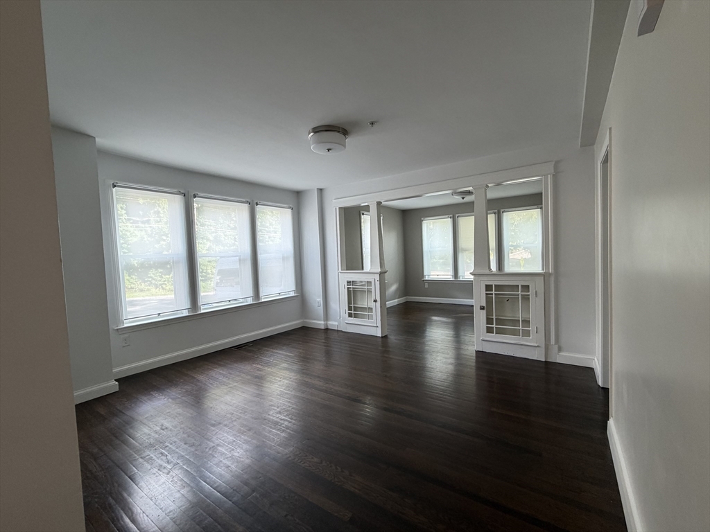 2 Dufton Road, Unit 1 Andover, MA 01810 - Photo 4 of 19 Gallery Image 4