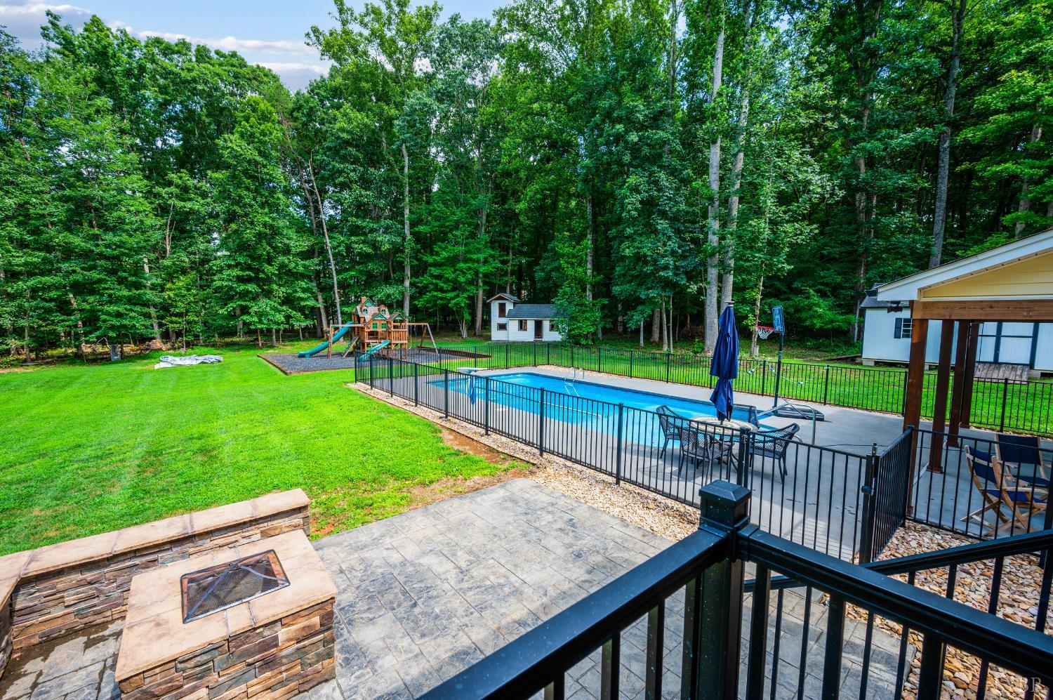 4777 Thomas Jefferson Road Forest, VA 24551 - Photo 18 of 95 Gallery Image 18