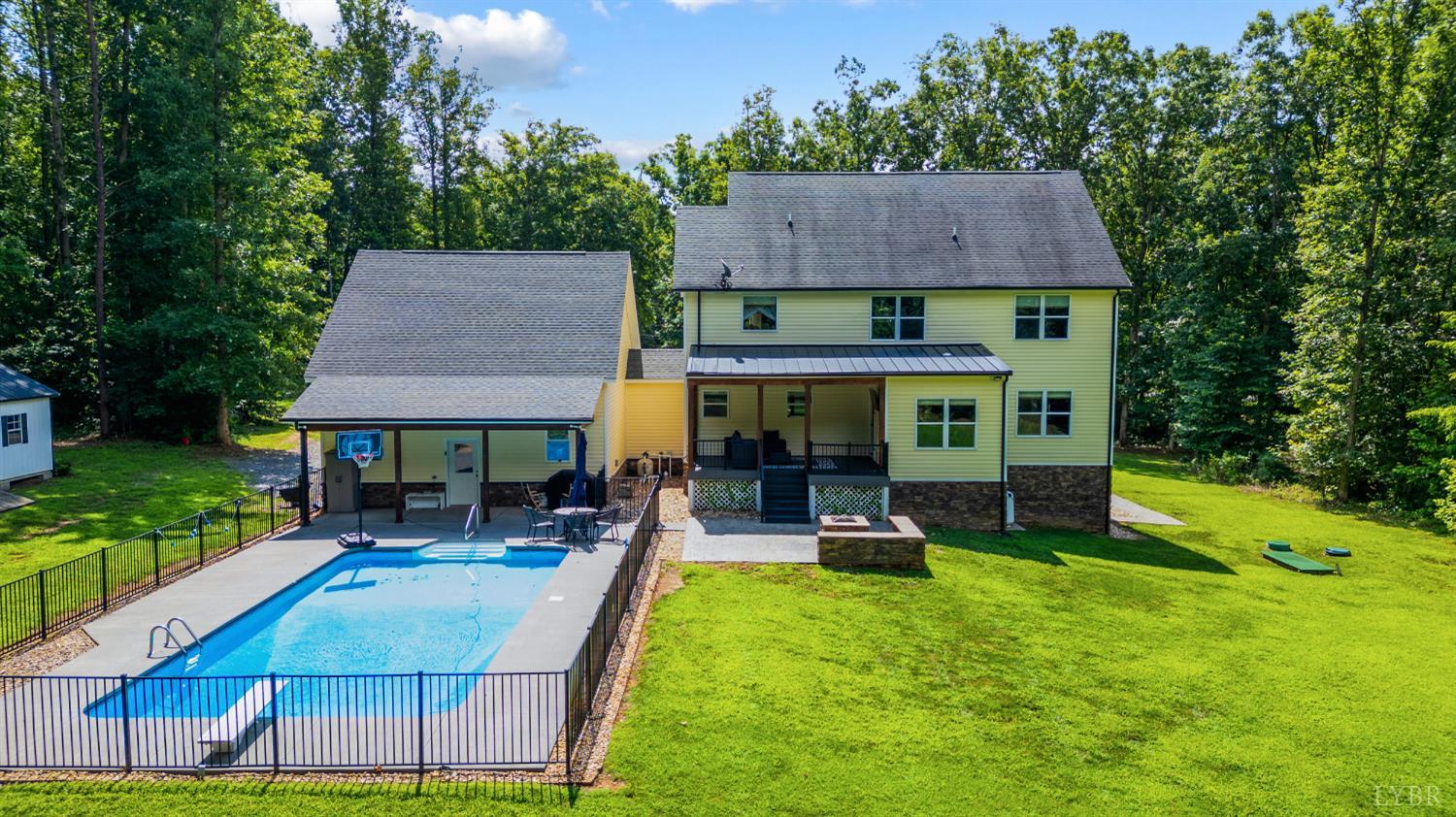 4777 Thomas Jefferson Road Forest, VA 24551 - Photo 3 of 95 Gallery Image 3