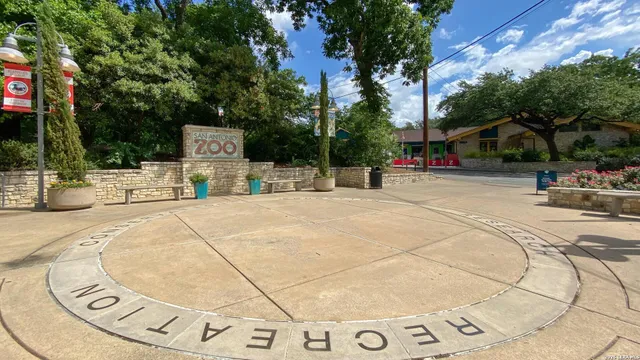 $1,995 | 220 Funston Place, San Antonio, TX 78209