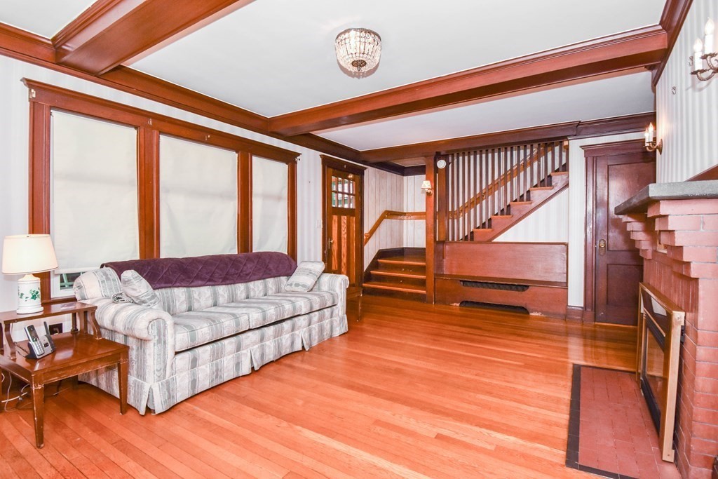 50 Cushing Street Quincy, MA 02170 - Photo 4 of 41