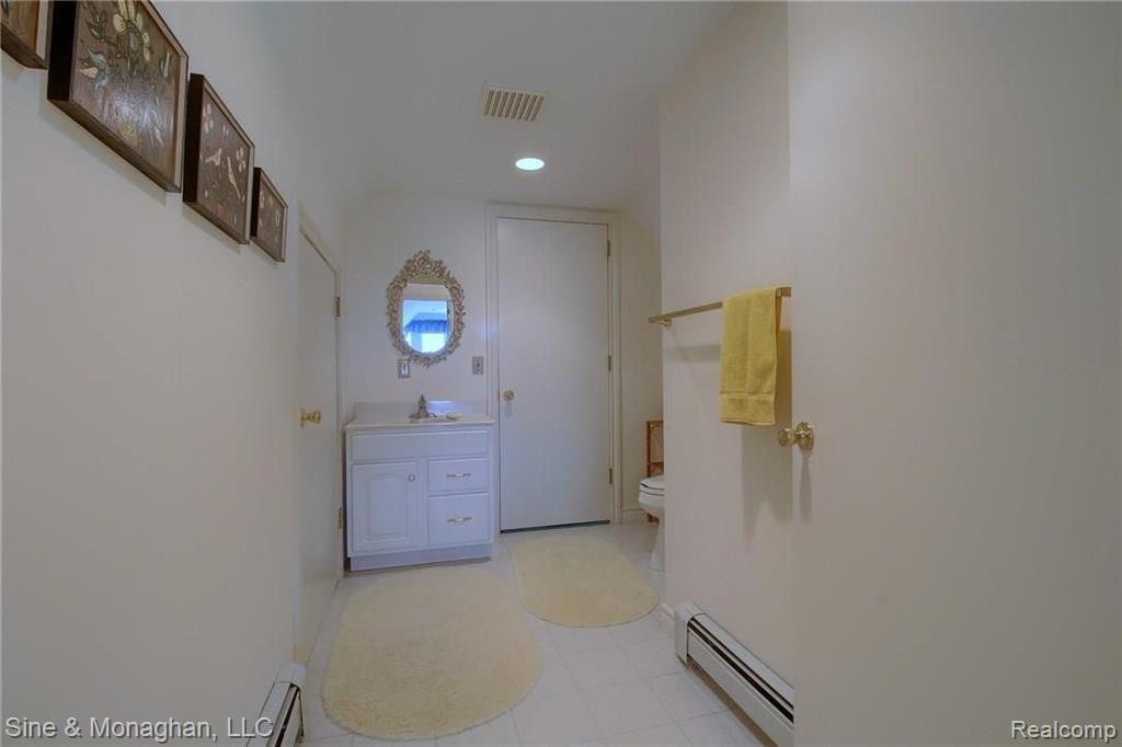 1823 River Road St. Clair, MI 48079 - Photo 32 of 47