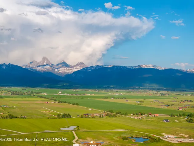 $829,500 | 4841 South Leigh Creek Lane, Tetonia, ID 83452