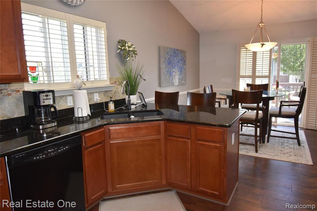 26258 Wacker Drive, Unit 200 Chesterfield, MI 48051 - Photo 16 of 43