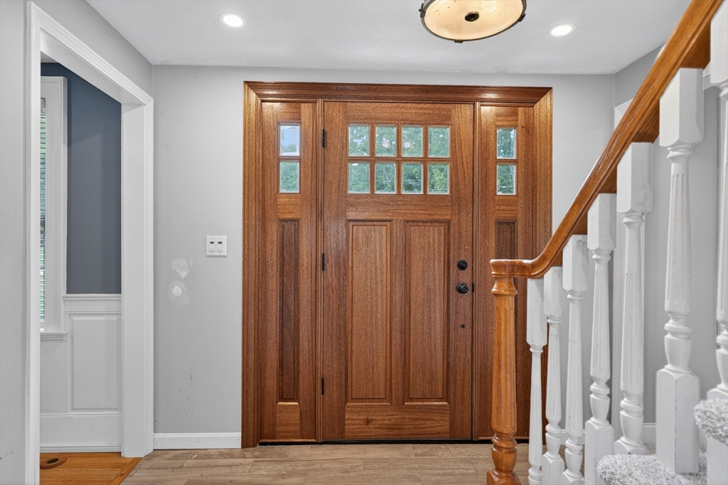 10 Virginia Road Tyngsborough, MA 01879 - Photo 19 of 38