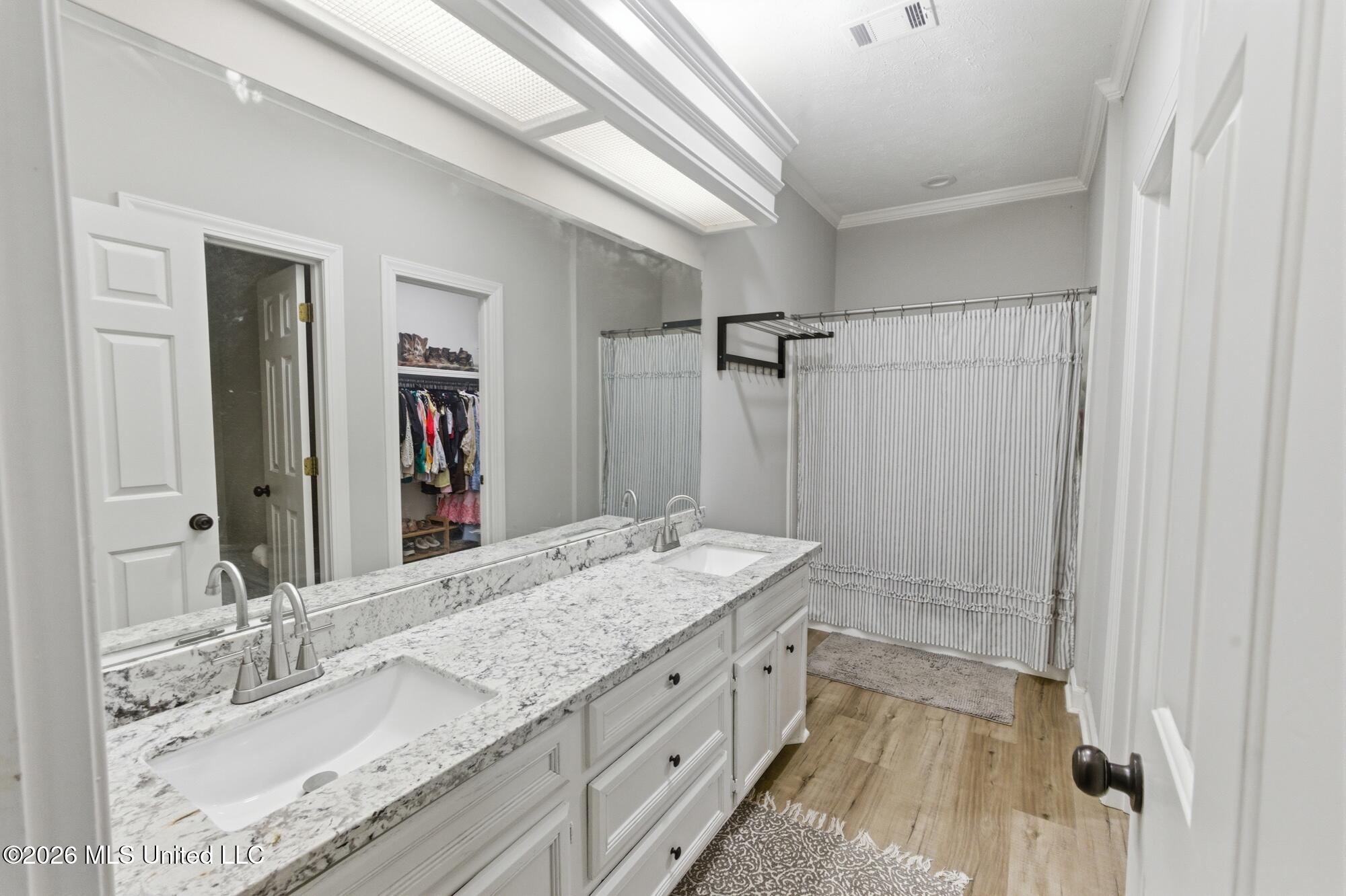 3019 Volley Campbell Road Terry, MS 39170 - Photo 15 of 26 Primary Bathroom