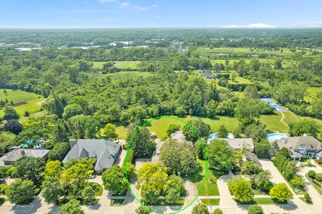 a picture of a bench in a building