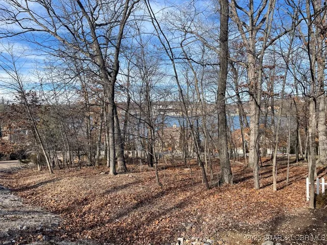 $75,000 | 504 Grand View Drive, Sunrise Beach, MO 65079