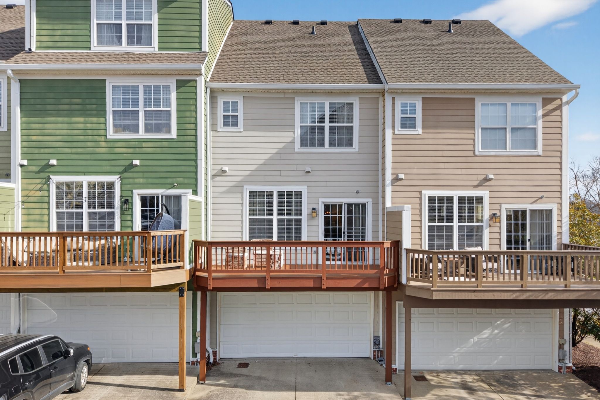7246 Althorp Way Nashville, TN 37211 - Photo 25 of 34 a front view of house with street