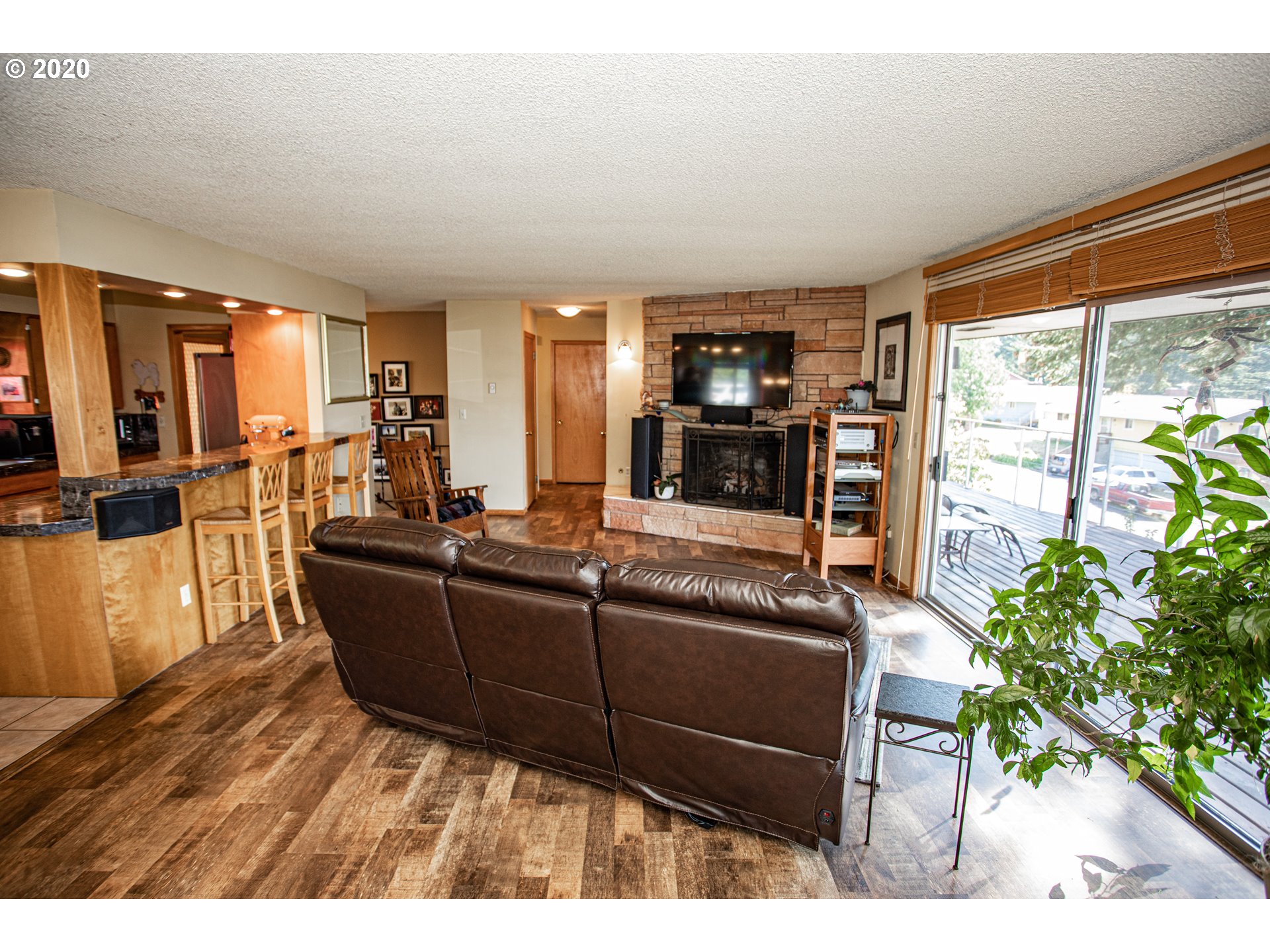 250 Ridgecrest Drive Stevenson, WA 98648 - Photo 10 of 32 a living room with furniture windows and a flat screen tv