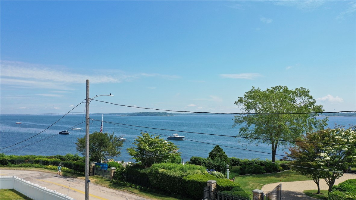 20 Roxbury Road Narragansett, RI 02882 - Photo 39 of 42