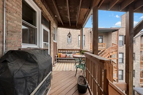 $335,000 | 1629 West Fargo Avenue, Unit 3E, Chicago, IL 60626