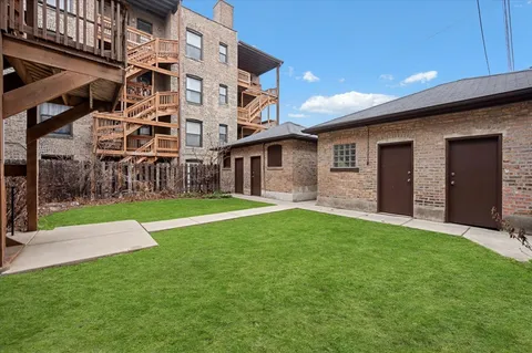 $335,000 | 1629 West Fargo Avenue, Unit 3E, Chicago, IL 60626