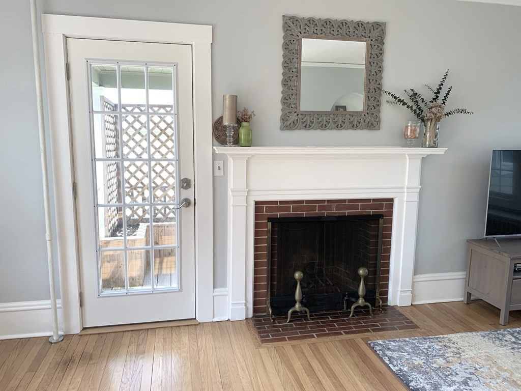 422 Reading Street Fall River, MA 02720 - Photo 8 of 24 Gallery Image 8