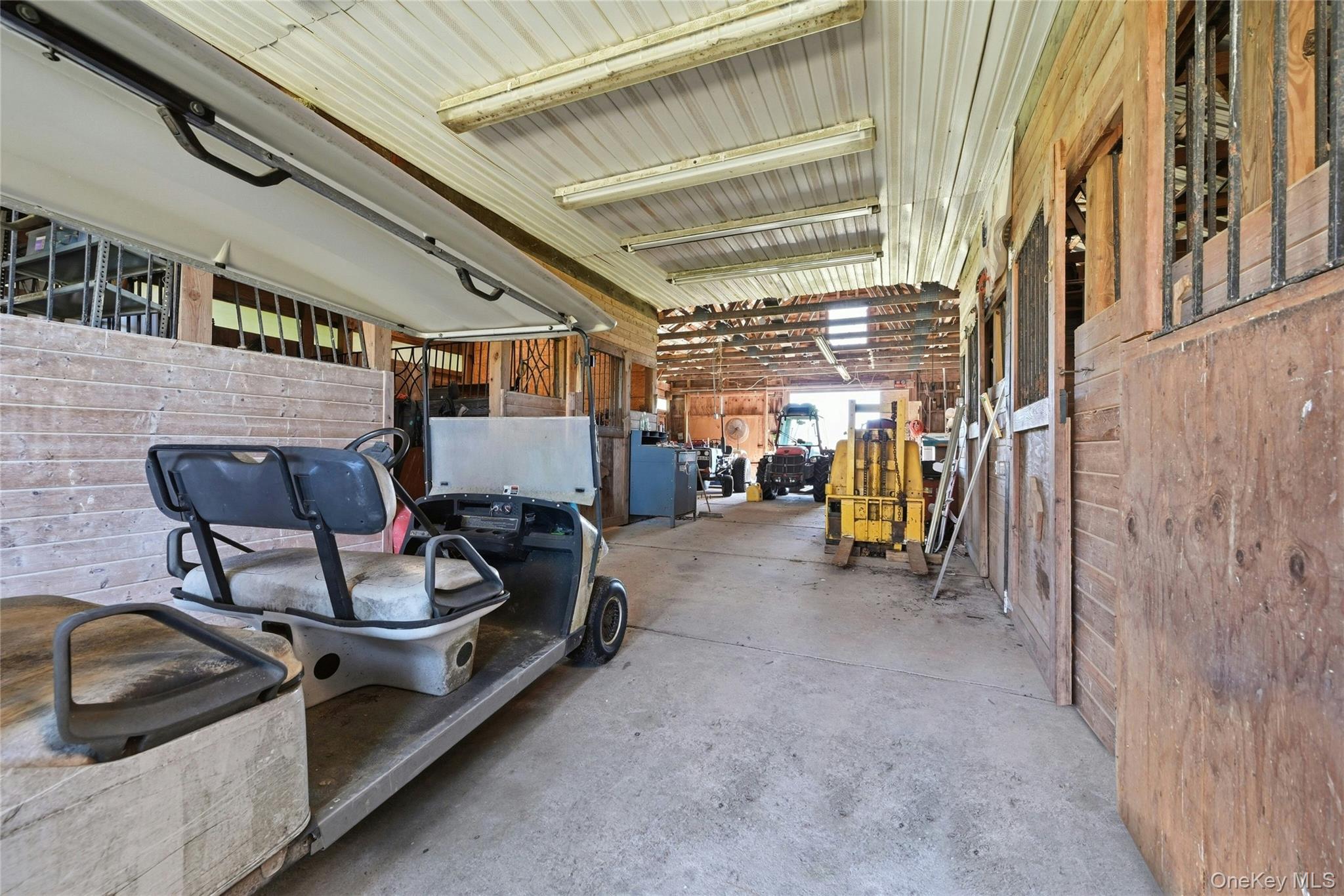 35950 Main Road Cutchogue, NY 11935 - Photo 3 of 19 a view of a chairs and tables in the patio